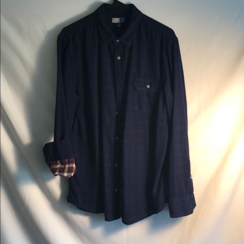 Dark blue checker button down shirt.